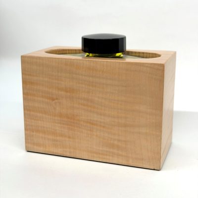 Pot à encre rectangle en bois d'érable ondé