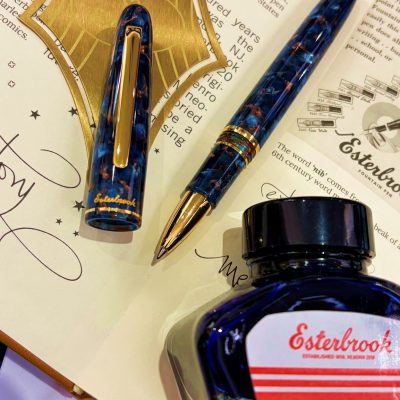 Estie Nouveau Blue doré