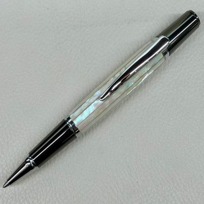 Stylo Bille Evasion nacre blanche